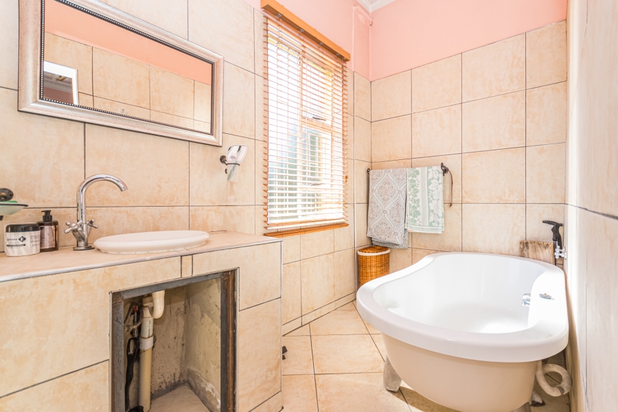 2 Bedroom Property for Sale in Florida Gauteng