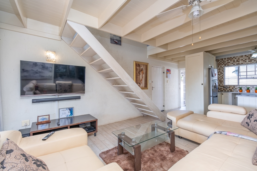 3 Bedroom Property for Sale in Broadacres Gauteng
