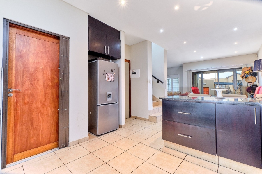 3 Bedroom Property for Sale in Northcliff Gauteng