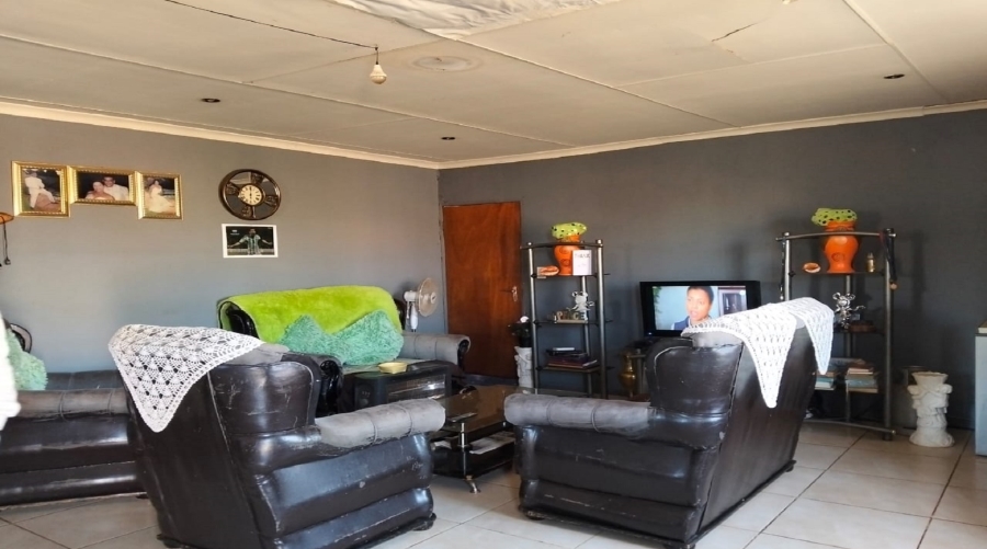 2 Bedroom Property for Sale in De Deur Gauteng