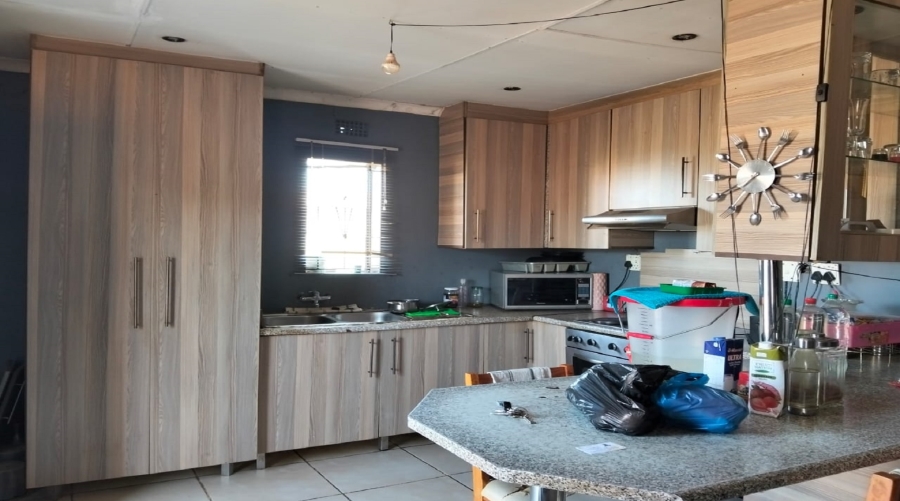 2 Bedroom Property for Sale in De Deur Gauteng