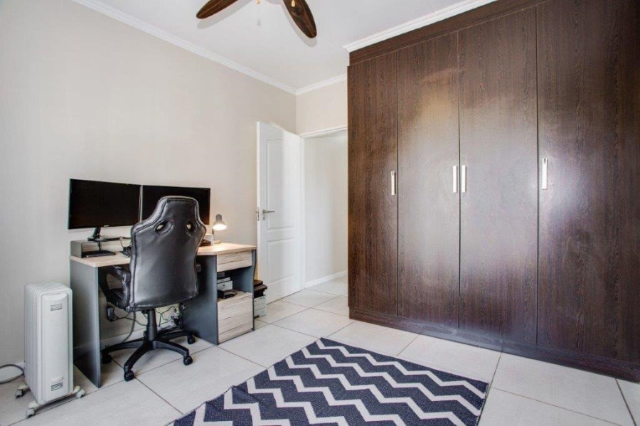 To Let 2 Bedroom Property for Rent in Kyalami Hills Gauteng