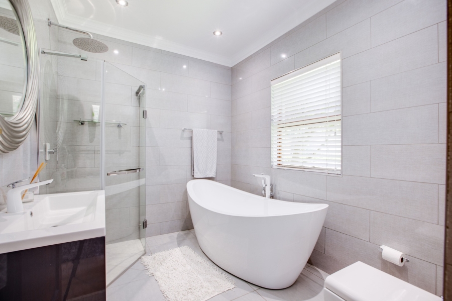 4 Bedroom Property for Sale in Dainfern Valley Gauteng