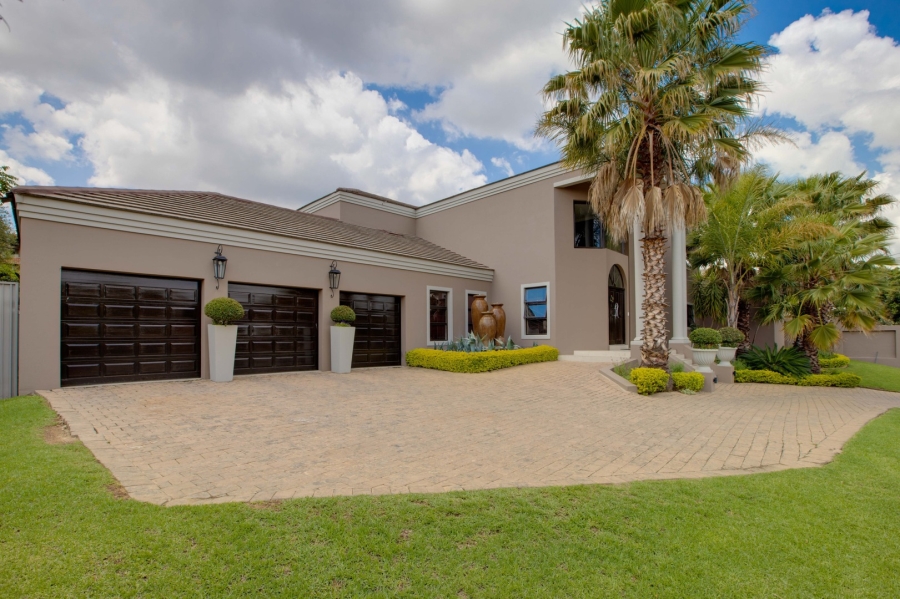 4 Bedroom Property for Sale in Dainfern Valley Gauteng