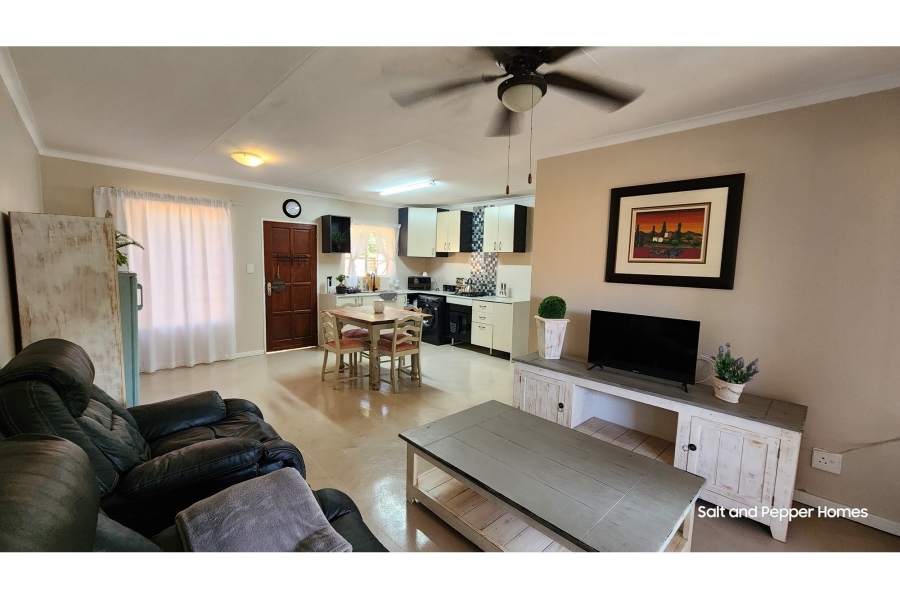 To Let 2 Bedroom Property for Rent in Sinoville Gauteng