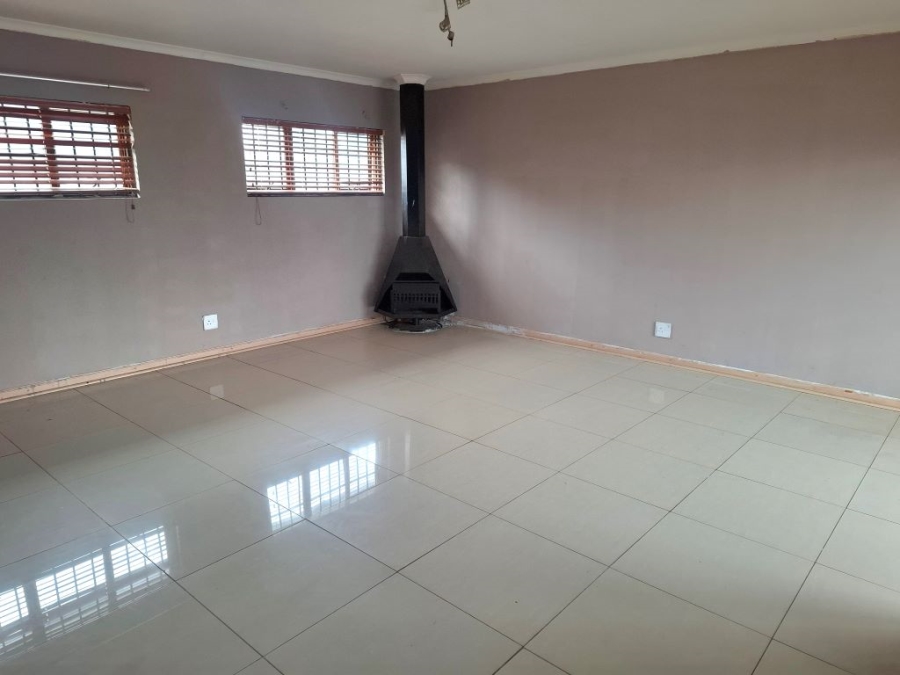 4 Bedroom Property for Sale in Greenhills Gauteng