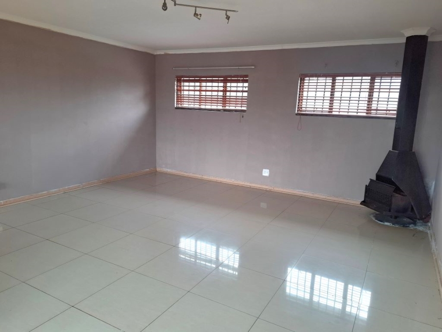 4 Bedroom Property for Sale in Greenhills Gauteng