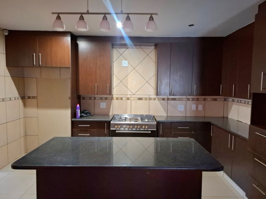 4 Bedroom Property for Sale in Greenhills Gauteng