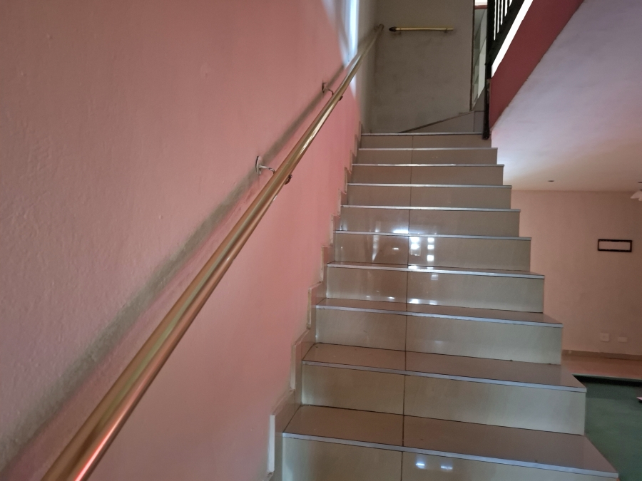 4 Bedroom Property for Sale in Greenhills Gauteng