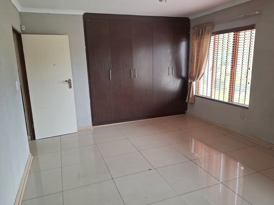 4 Bedroom Property for Sale in Greenhills Gauteng