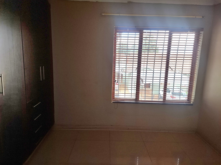 4 Bedroom Property for Sale in Greenhills Gauteng
