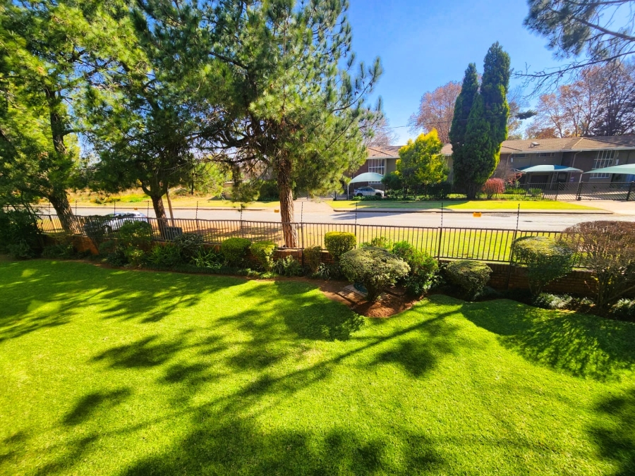 2 Bedroom Property for Sale in Three Rivers Proper Gauteng