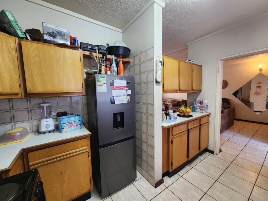 2 Bedroom Property for Sale in Three Rivers Proper Gauteng