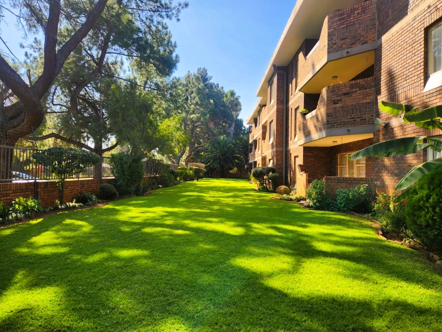 2 Bedroom Property for Sale in Three Rivers Proper Gauteng