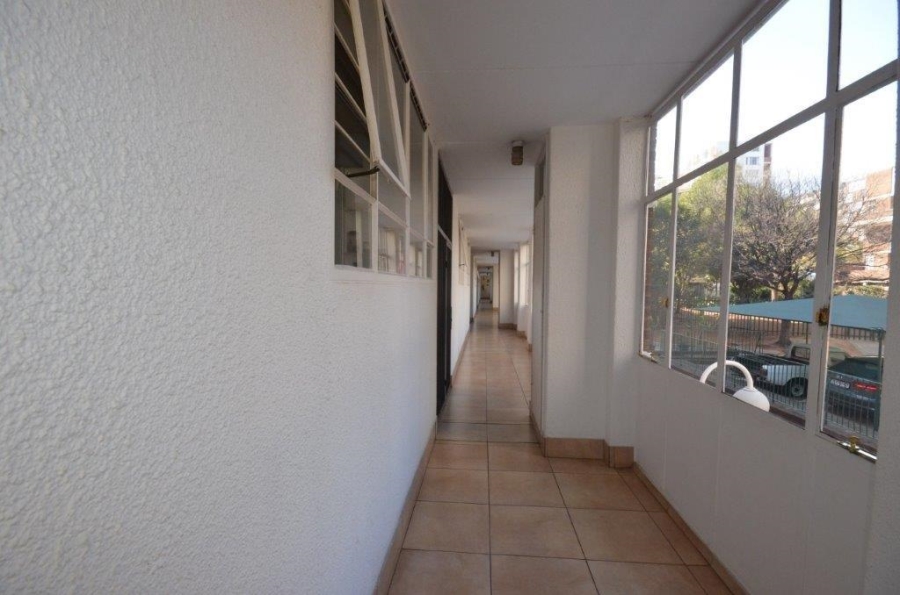 2 Bedroom Property for Sale in Bedford Gardens Gauteng
