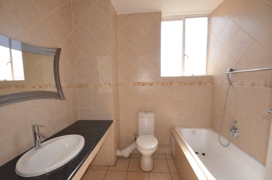 2 Bedroom Property for Sale in Bedford Gardens Gauteng
