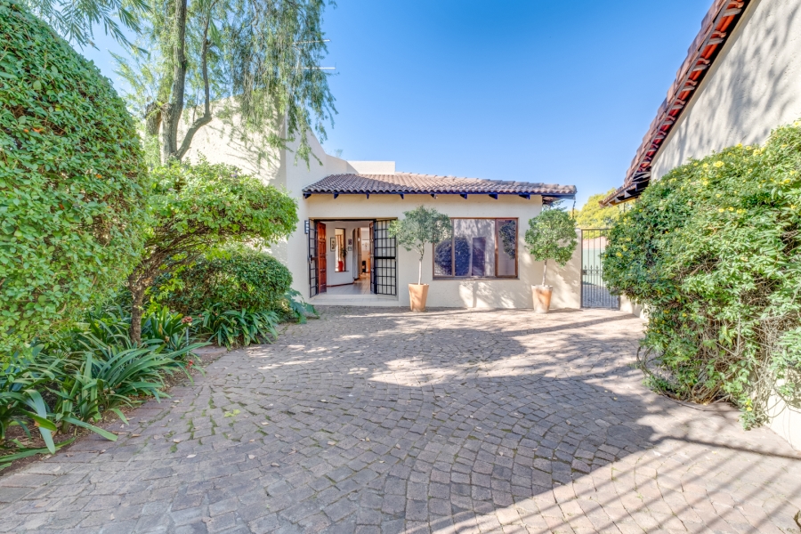 3 Bedroom Property for Sale in Bryanston Gauteng