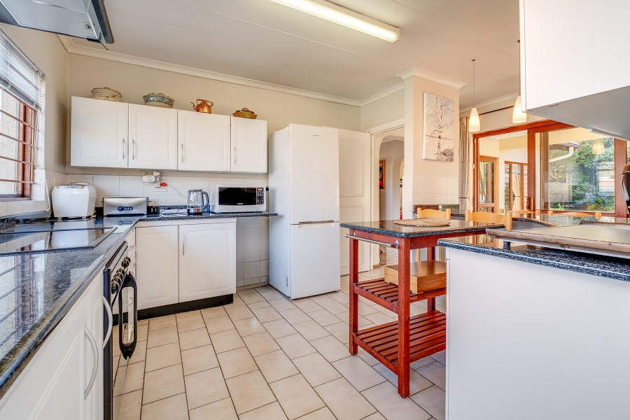 3 Bedroom Property for Sale in Bryanston Gauteng