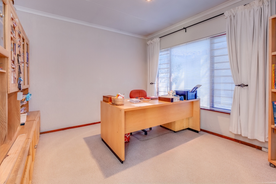 3 Bedroom Property for Sale in Bryanston Gauteng