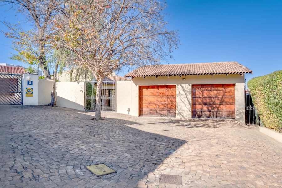3 Bedroom Property for Sale in Bryanston Gauteng