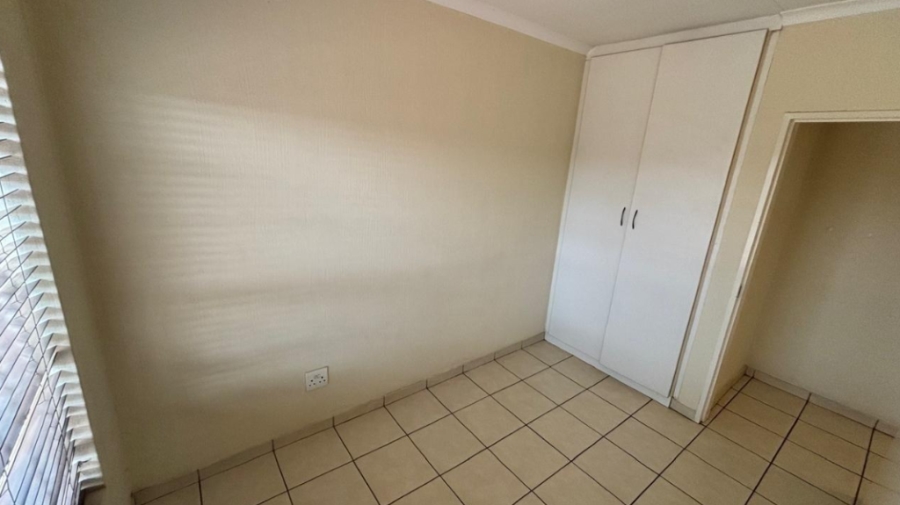 2 Bedroom Property for Sale in Winchester Hills Gauteng