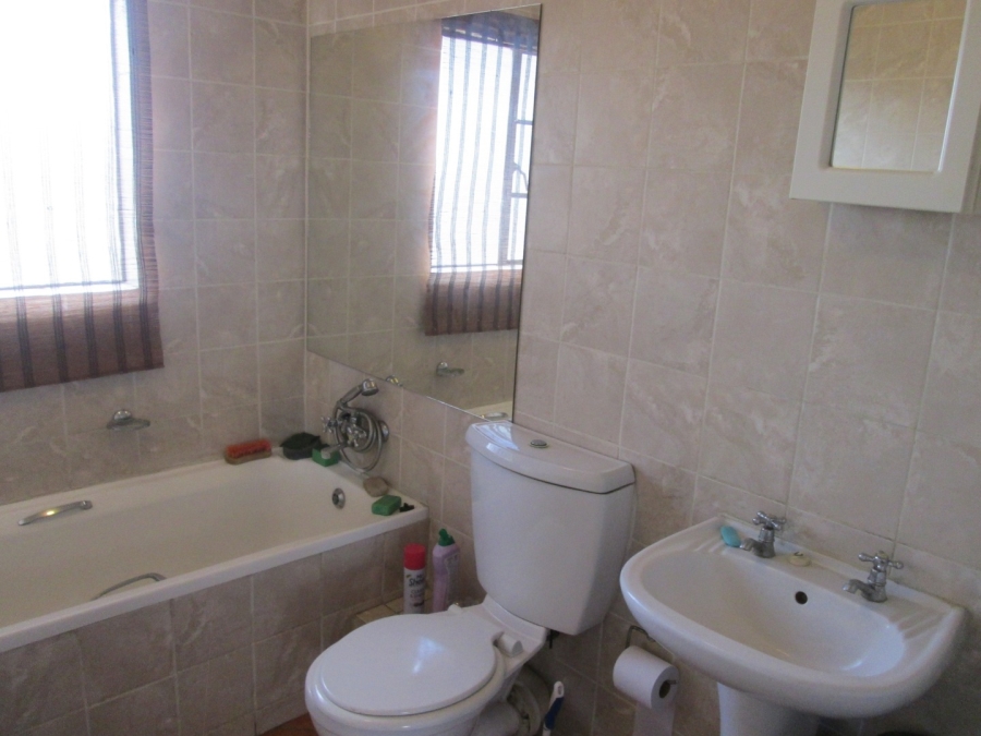 2 Bedroom Property for Sale in Marlands Gauteng