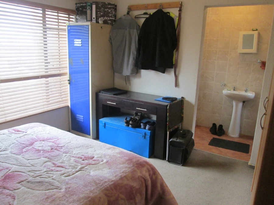 2 Bedroom Property for Sale in Marlands Gauteng