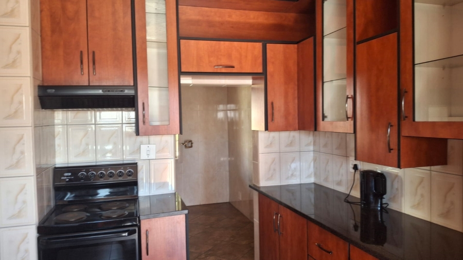 3 Bedroom Property for Sale in East Lynne Gauteng
