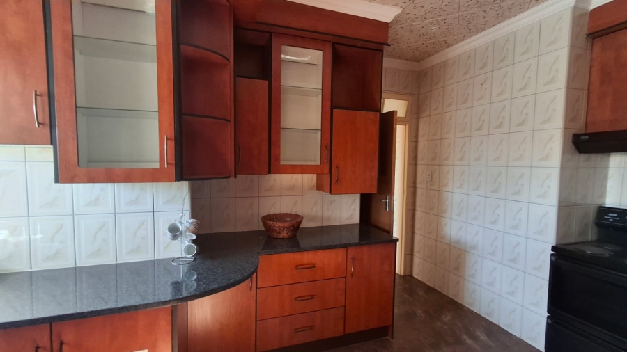 3 Bedroom Property for Sale in East Lynne Gauteng