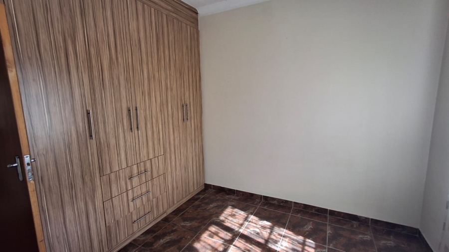 3 Bedroom Property for Sale in East Lynne Gauteng