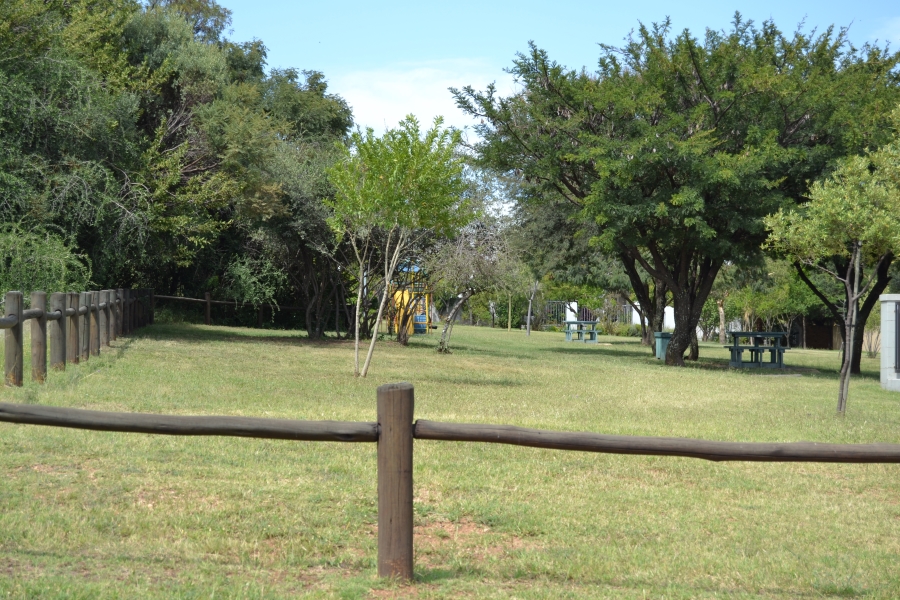 3 Bedroom Property for Sale in Amberfield Gauteng