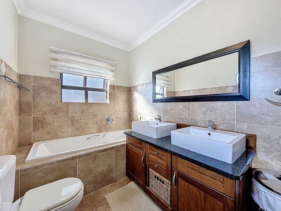 3 Bedroom Property for Sale in Heritage Hill Gauteng