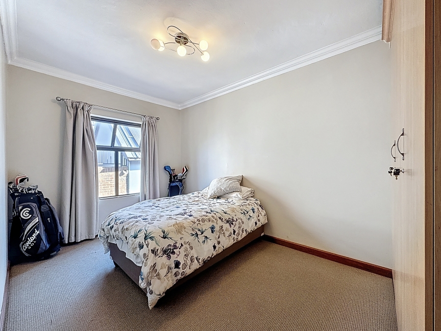3 Bedroom Property for Sale in Heritage Hill Gauteng