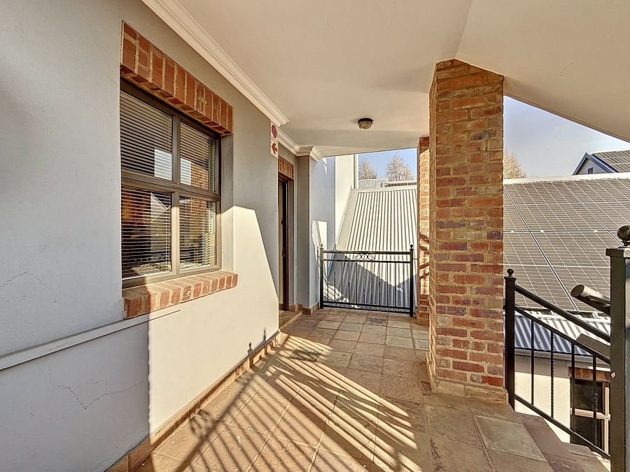 3 Bedroom Property for Sale in Heritage Hill Gauteng