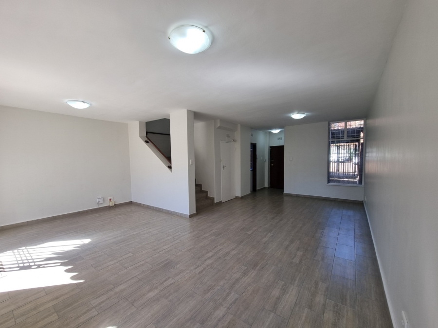 3 Bedroom Property for Sale in Robindale Gauteng