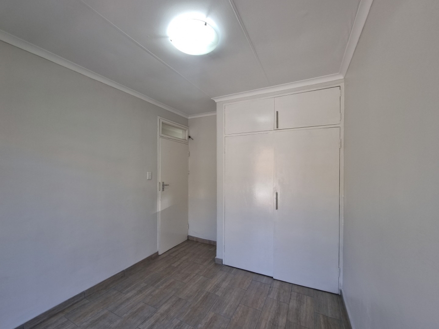 3 Bedroom Property for Sale in Robindale Gauteng
