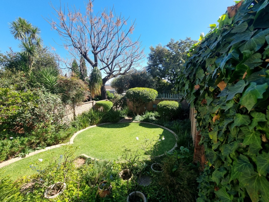 3 Bedroom Property for Sale in Robindale Gauteng