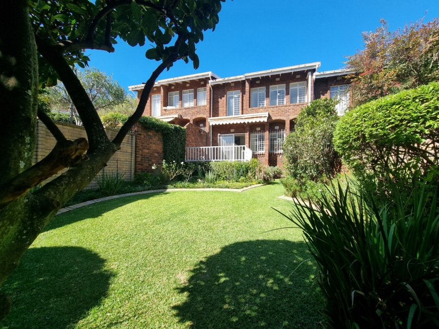 3 Bedroom Property for Sale in Robindale Gauteng