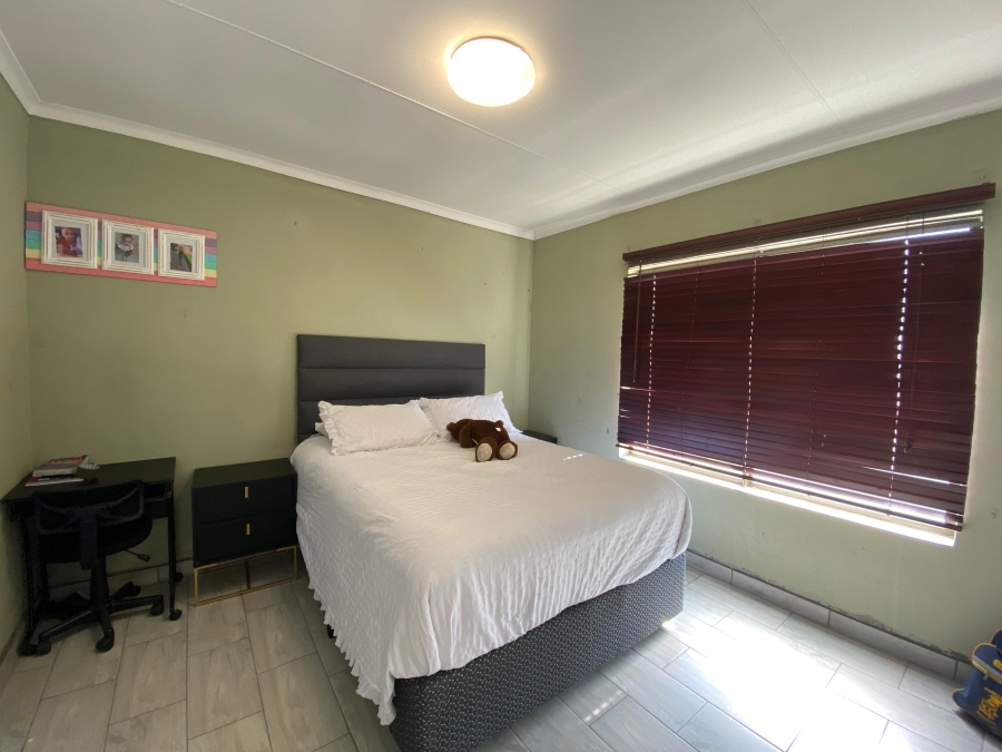 To Let 3 Bedroom Property for Rent in Parkrand Gauteng