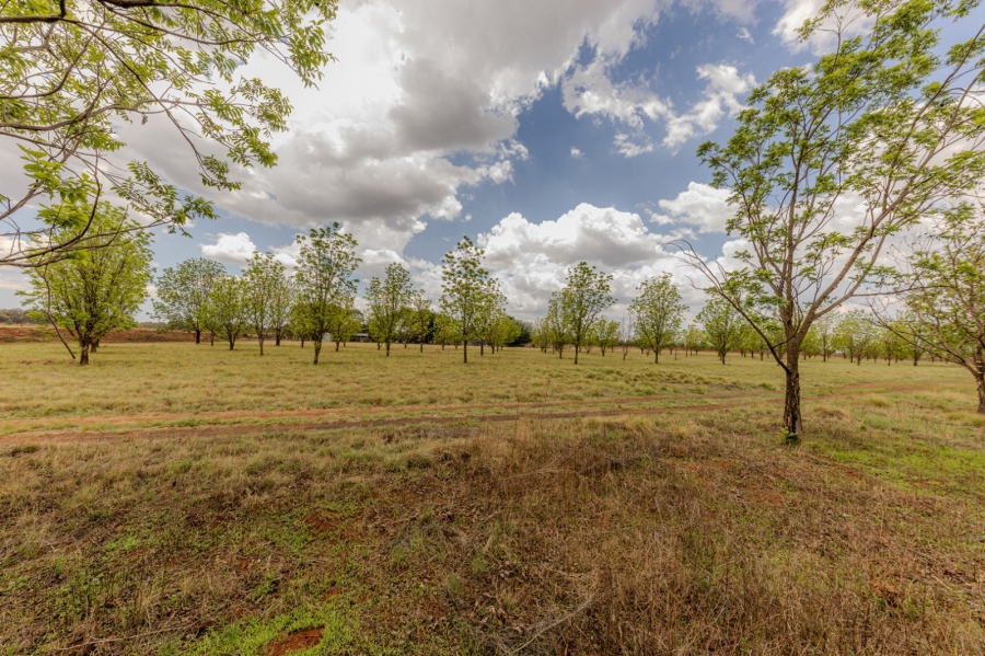 15 Bedroom Property for Sale in Eldorado Gauteng