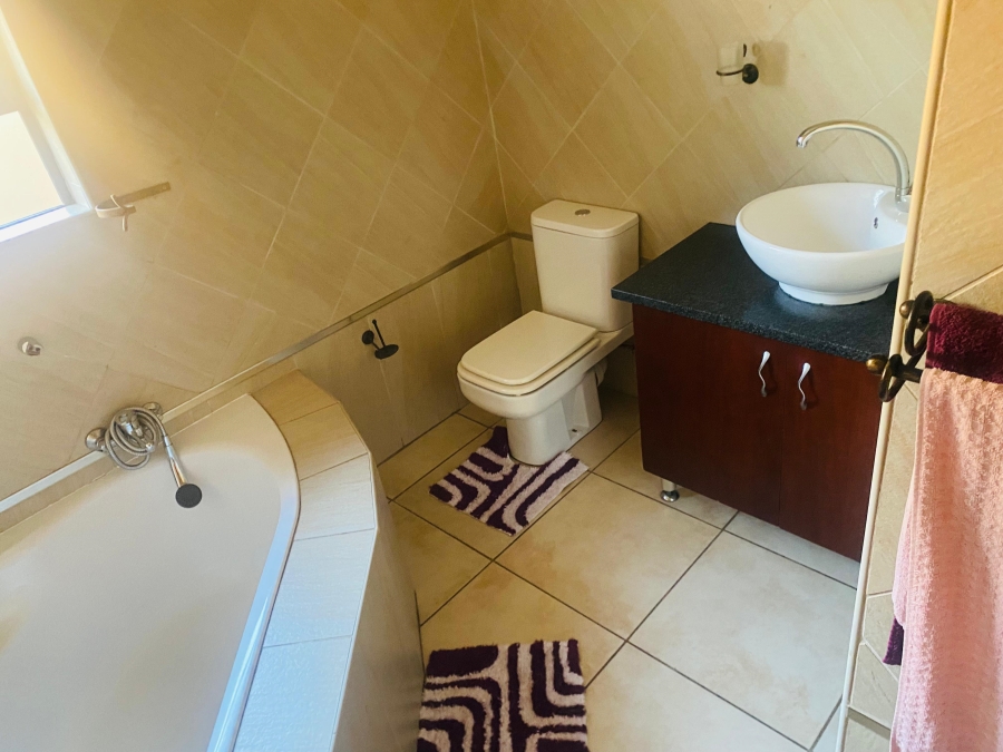 3 Bedroom Property for Sale in Three Rivers Gauteng