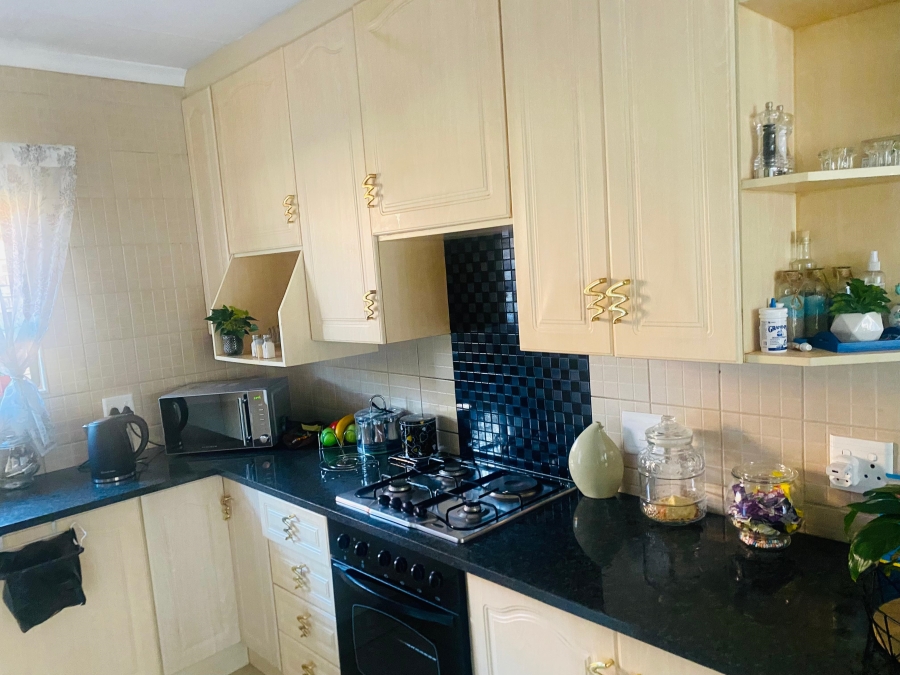 3 Bedroom Property for Sale in Three Rivers Gauteng