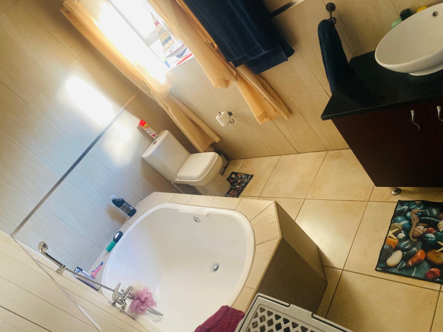 3 Bedroom Property for Sale in Three Rivers Gauteng