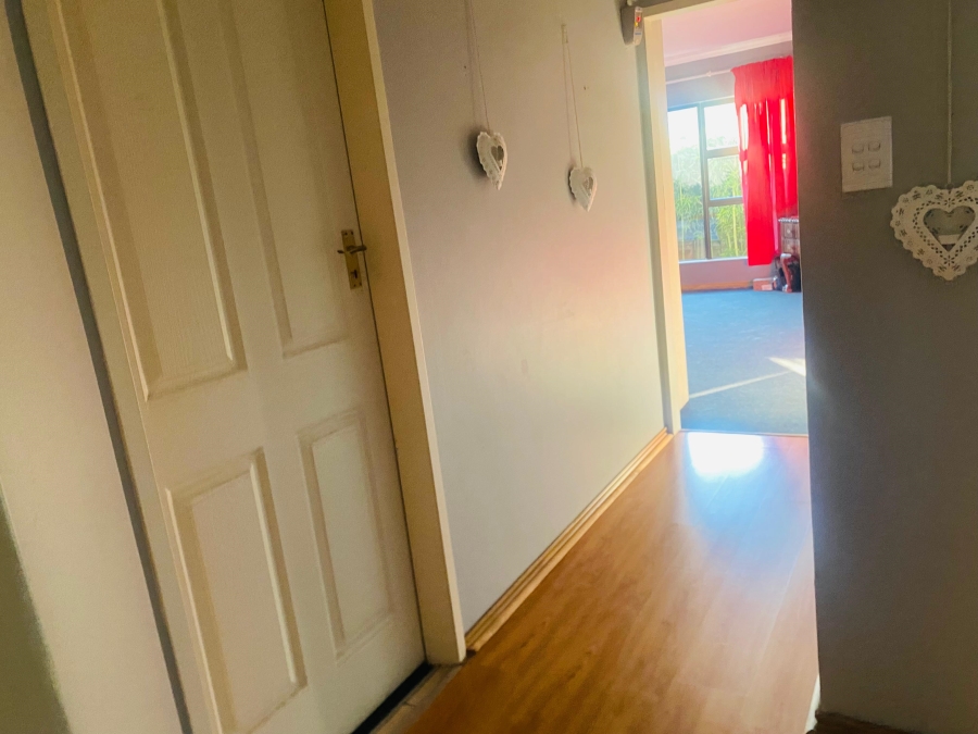 3 Bedroom Property for Sale in Three Rivers Gauteng