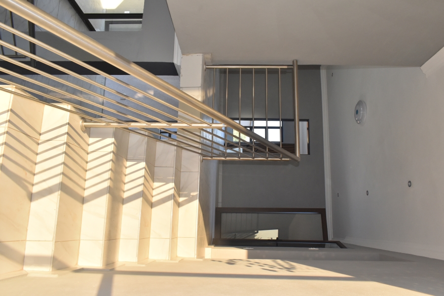 5 Bedroom Property for Sale in Roodepark Eco Estate Gauteng