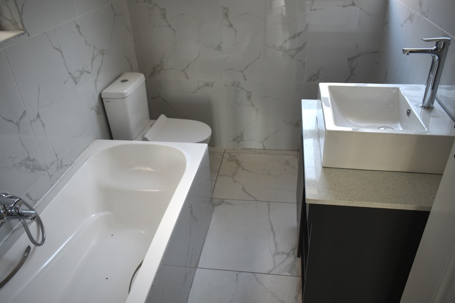 5 Bedroom Property for Sale in Roodepark Eco Estate Gauteng