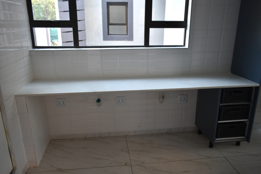 5 Bedroom Property for Sale in Roodepark Eco Estate Gauteng