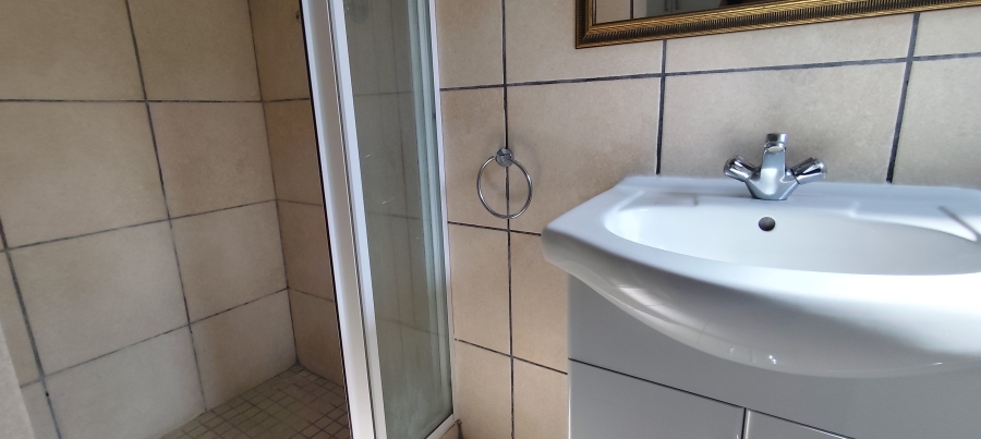 To Let 1 Bedroom Property for Rent in Randpark Ridge Gauteng