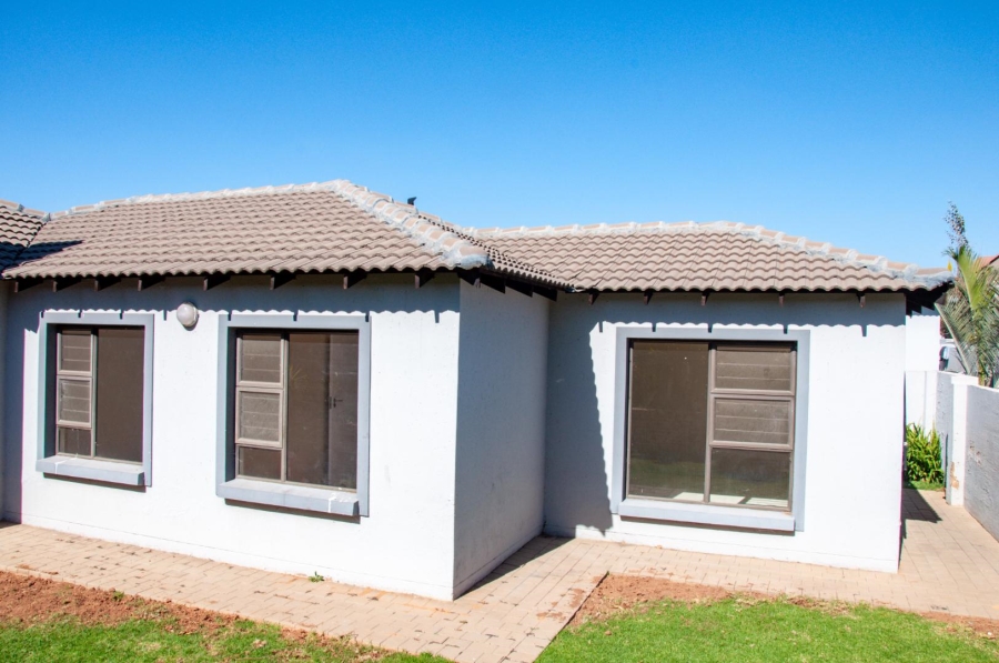 3 Bedroom Property for Sale in Thatchfield Hills Gauteng