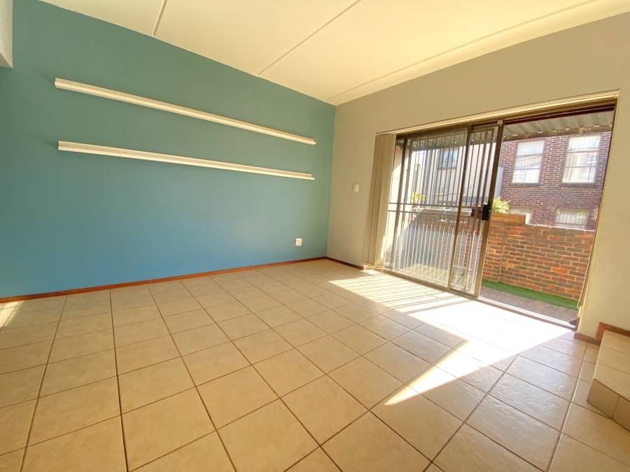 2 Bedroom Property for Sale in Sugar Bush Estate Gauteng